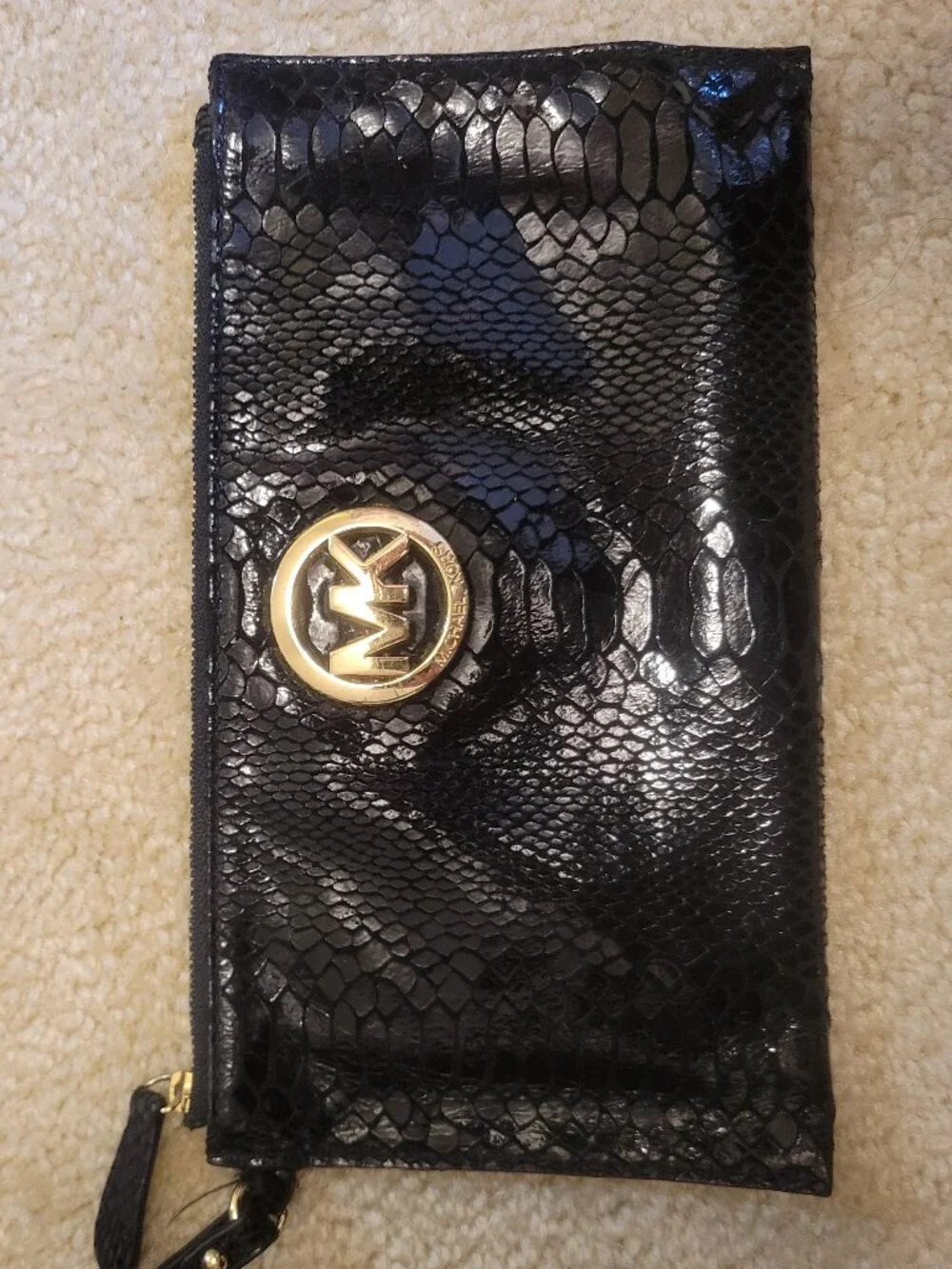 Michael Kors Faux Snakeskin Patant Wristlet Black